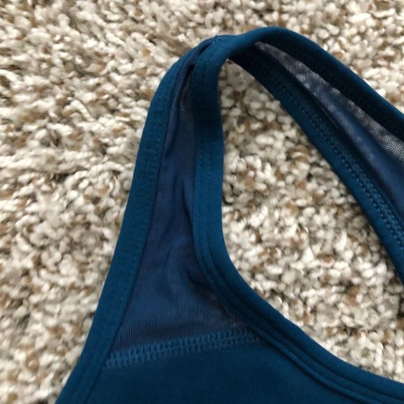 Fabletics Solid Navy Sports Work Out Bra Racerback Mesh Panel Size XS - Picture 3 of 8